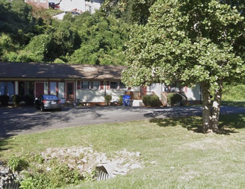 609 C Street - 4